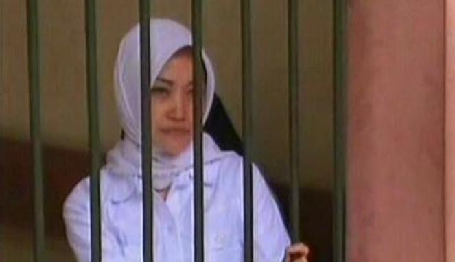 Mari Mendukung Guru yang Dipenjara